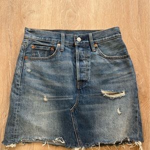 Levi’s Jean skirt size 27.
